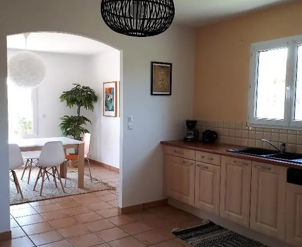 Casa de Férias Maison De Pres De Marciac Troncens